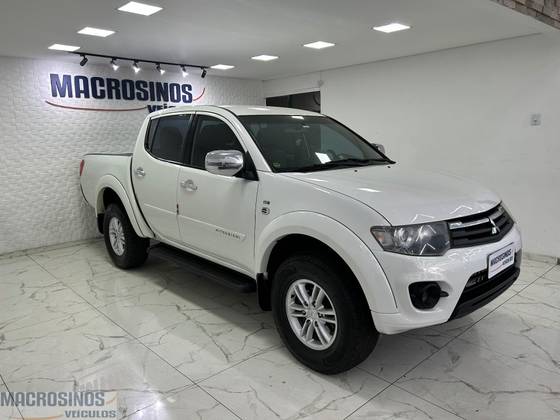 MITSUBISHI L200 TRITON 3.2 HPE 4X4 CD 16V TURBO INTERCOOLER DIESEL 4P AUTOMÁTICO